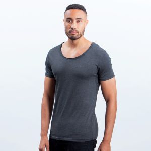 Men's Raw Scoop T